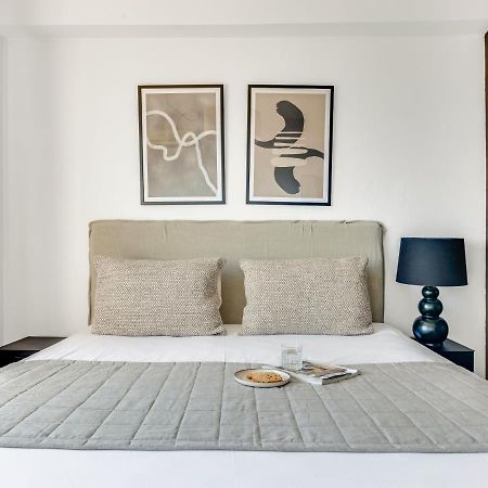 Sanders Kanika Sea Forum - Adorable 2-Bedroom Apartment With Sea View Лимасол Экстерьер фото