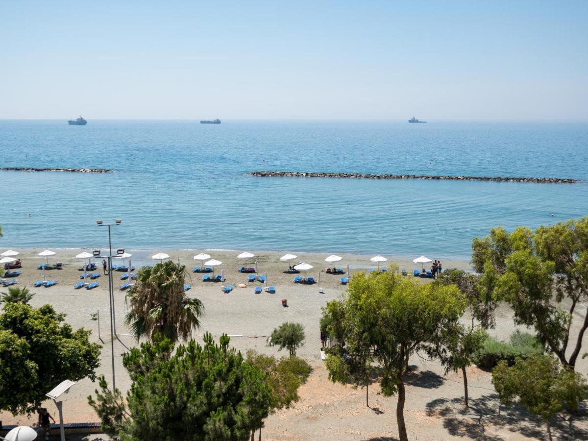 Sanders Kanika Sea Forum - Adorable 2-Bedroom Apartment With Sea View Лимасол Экстерьер фото