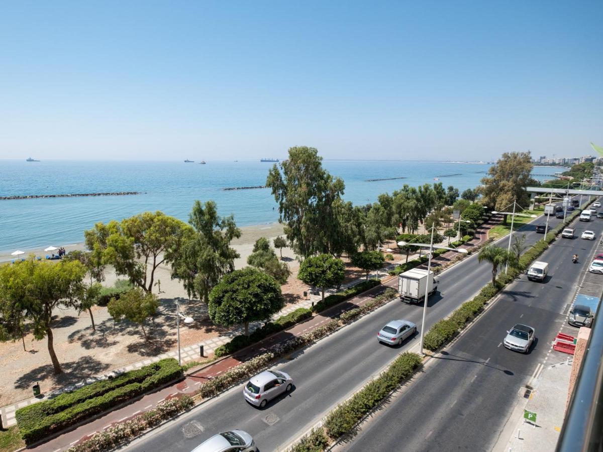 Sanders Kanika Sea Forum - Adorable 2-Bedroom Apartment With Sea View Лимасол Экстерьер фото