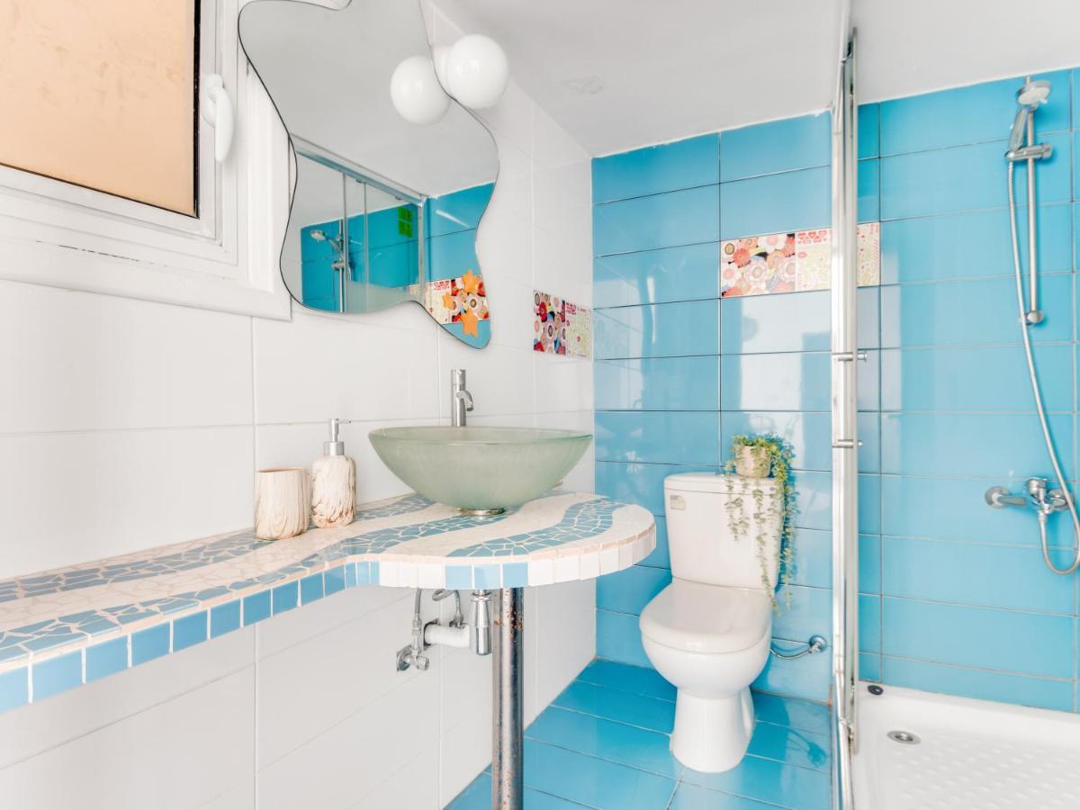 Sanders Kanika Sea Forum - Adorable 2-Bedroom Apartment With Sea View Лимасол Экстерьер фото